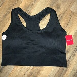Spanx Very Black Ribbed seamless med-impact Sports Bra Size 1XL NWT $58